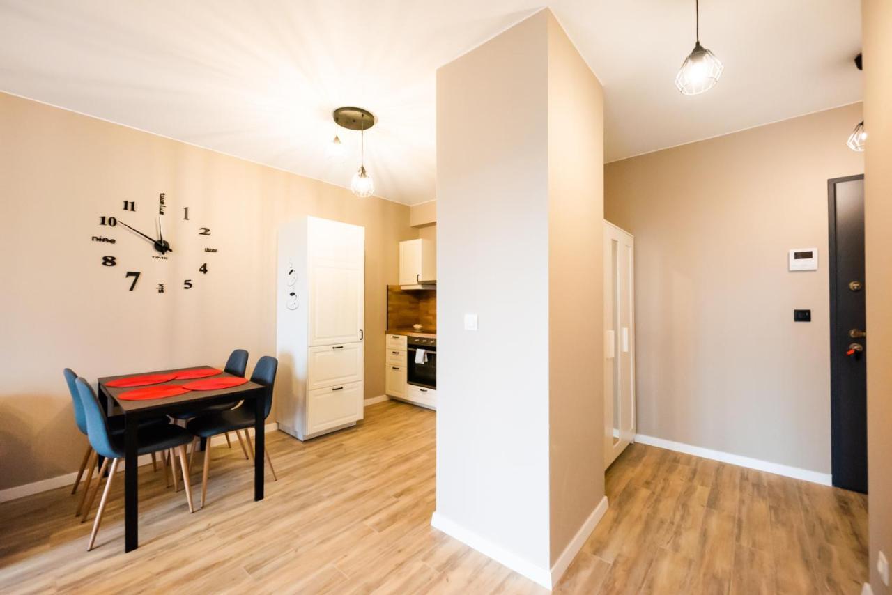 High Wilanow Elegant Apartment 华沙 外观 照片